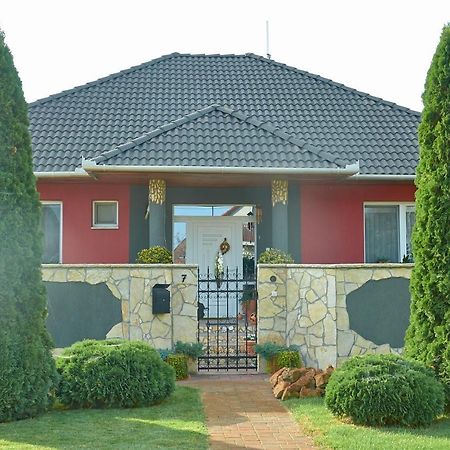 Homokhati Apartman Mórahalom 外观 照片